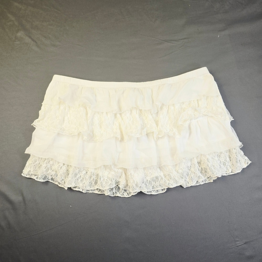 Hollister Tiered Ruffle Lace Shorts Women's XL White Boho Coquette Skort Style